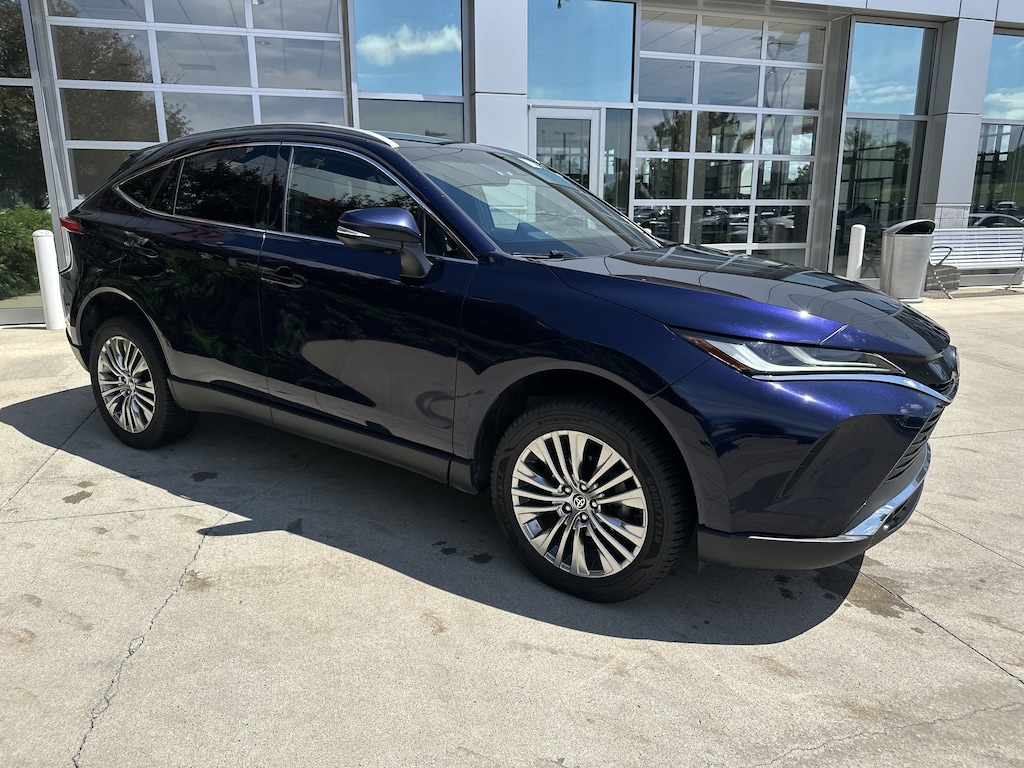 Used 2023 Toyota Venza XLE SUV
