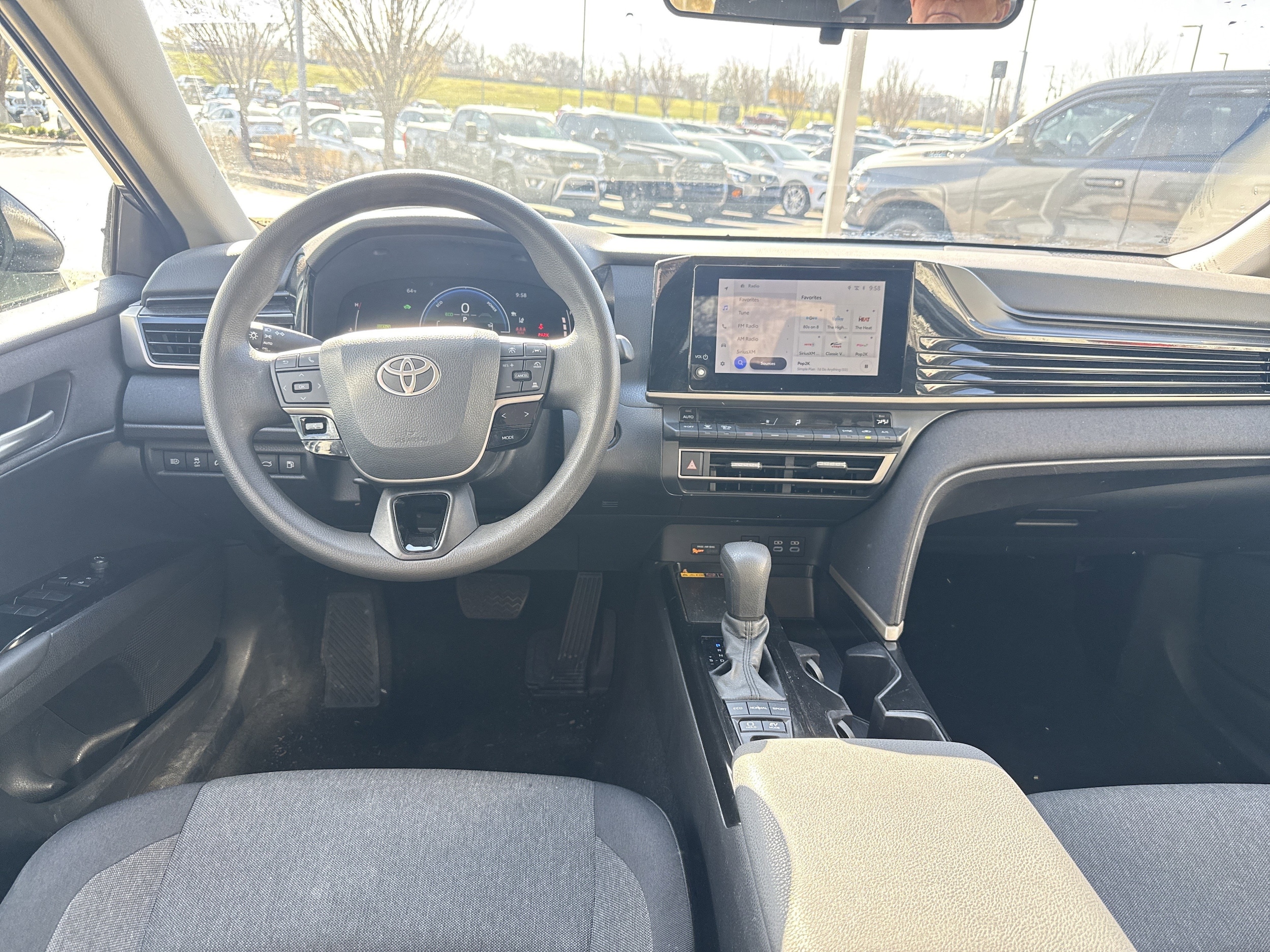 2025 Toyota Camry LE photo 4