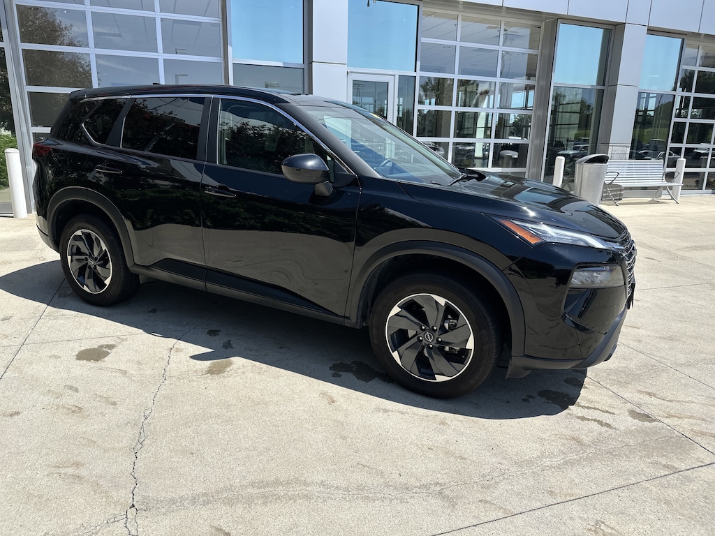 Used 2025 Nissan Rogue SV SUV