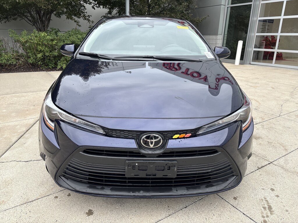Certified 2025 Toyota Corolla LE Sedan