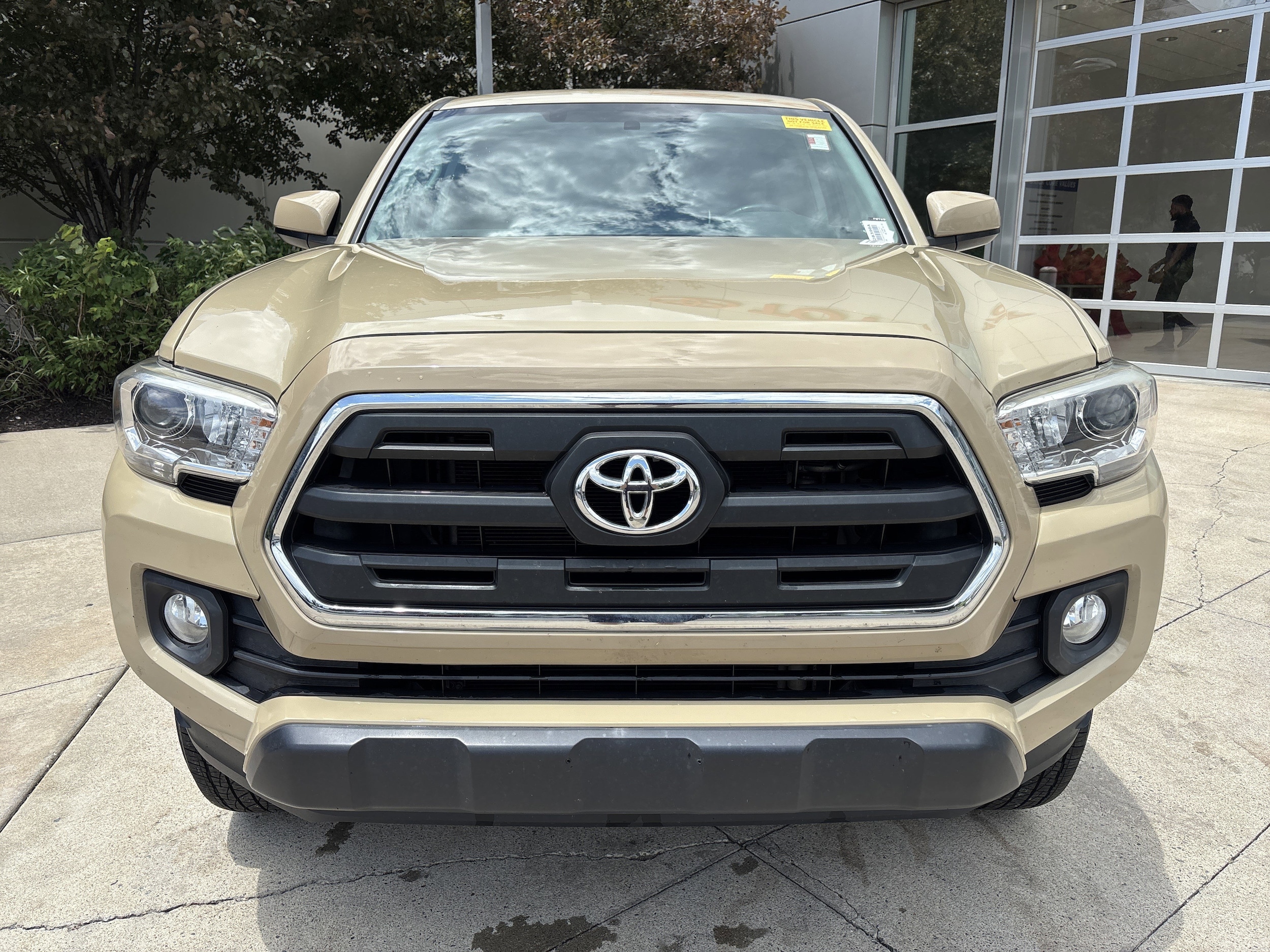 Toyota Tacoma SR5