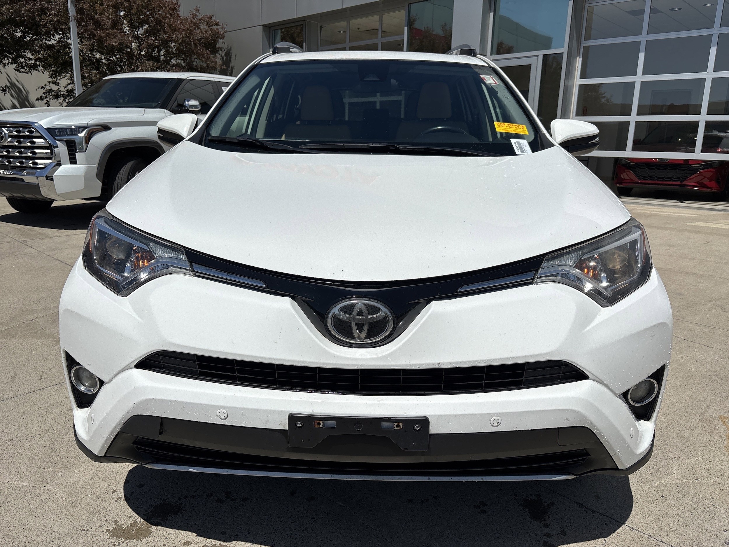 2017 Toyota RAV4 XLE photo 4