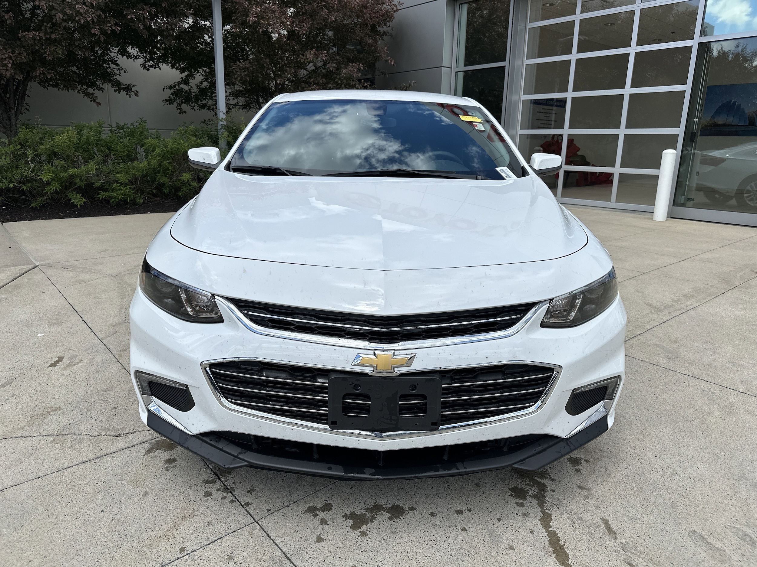 2017 Chevrolet Malibu LT photo 5