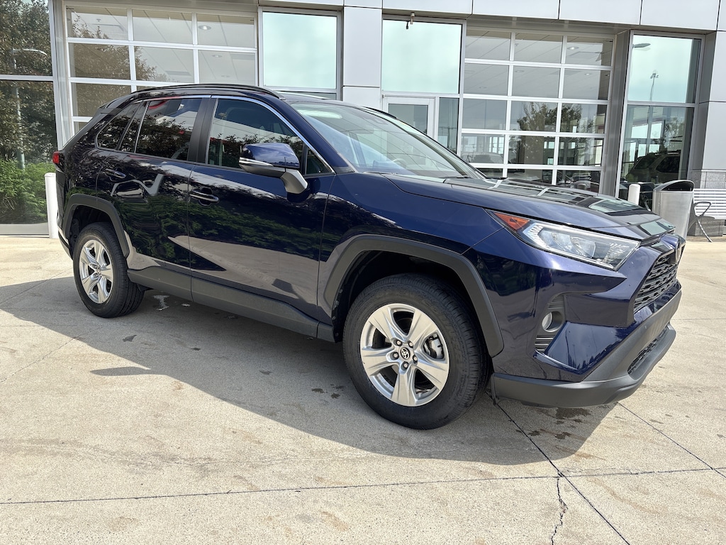 Used 2021 Toyota RAV4 XLE SUV