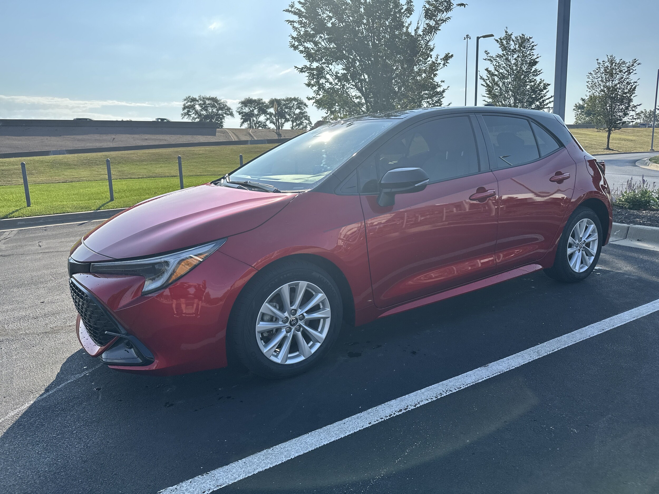 2024 Toyota Corolla SE photo 3