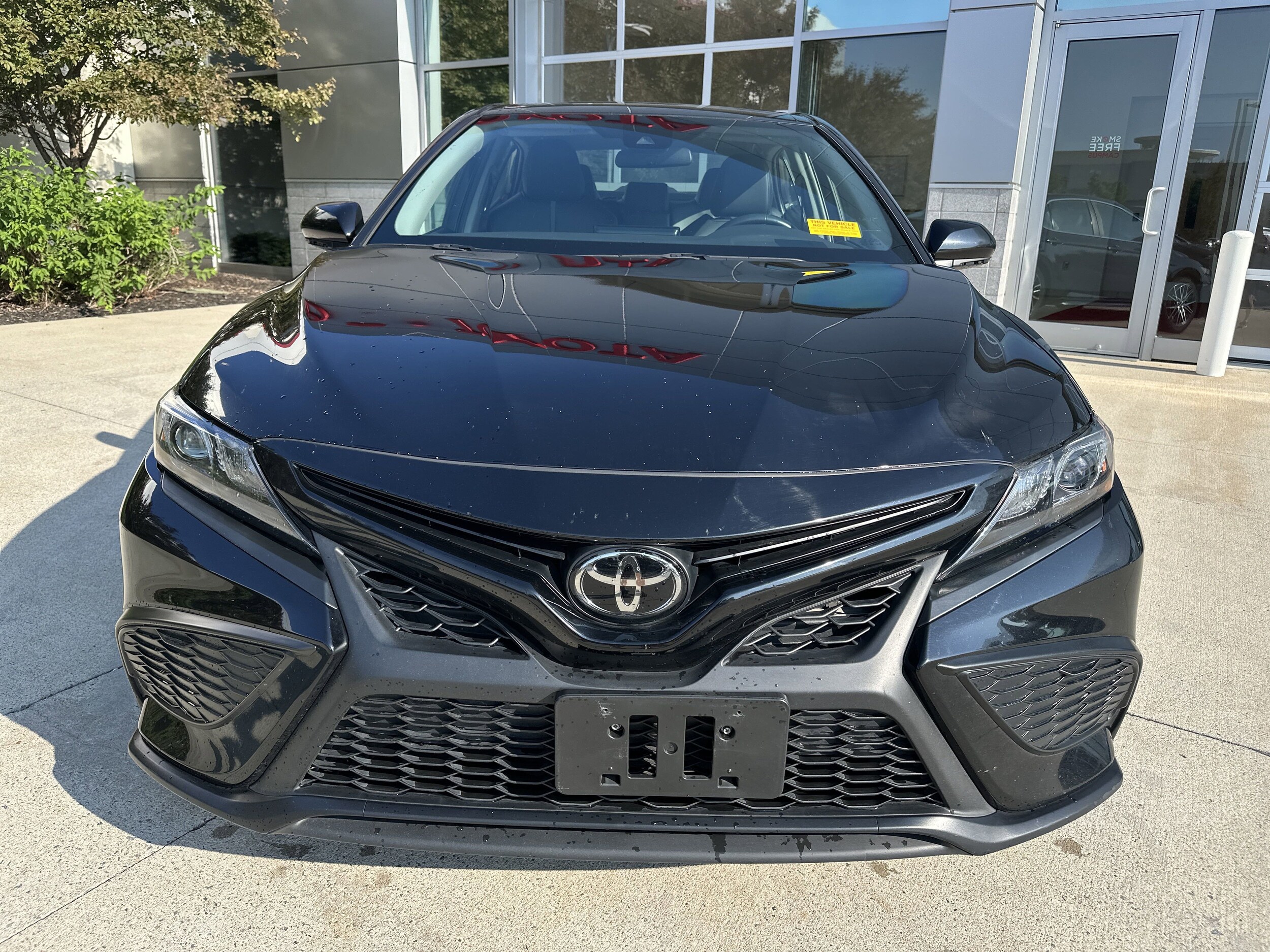 2024 Toyota Camry SE photo 2