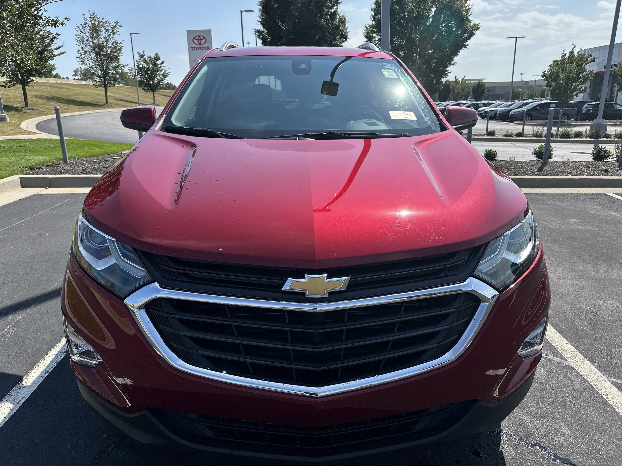 2020 Chevrolet Equinox LT photo 3