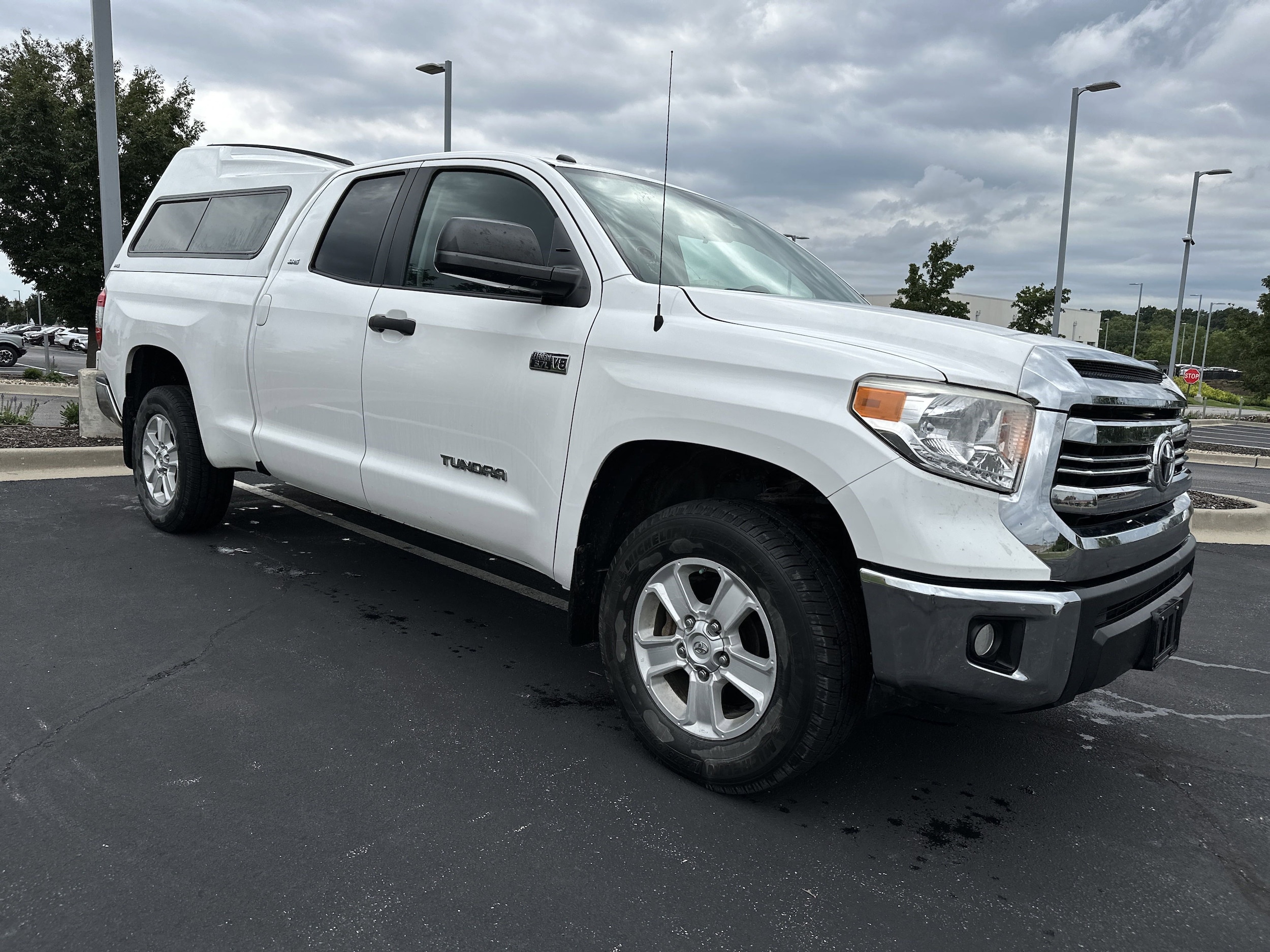 2016 Toyota Tundra 4WD Truck SR5