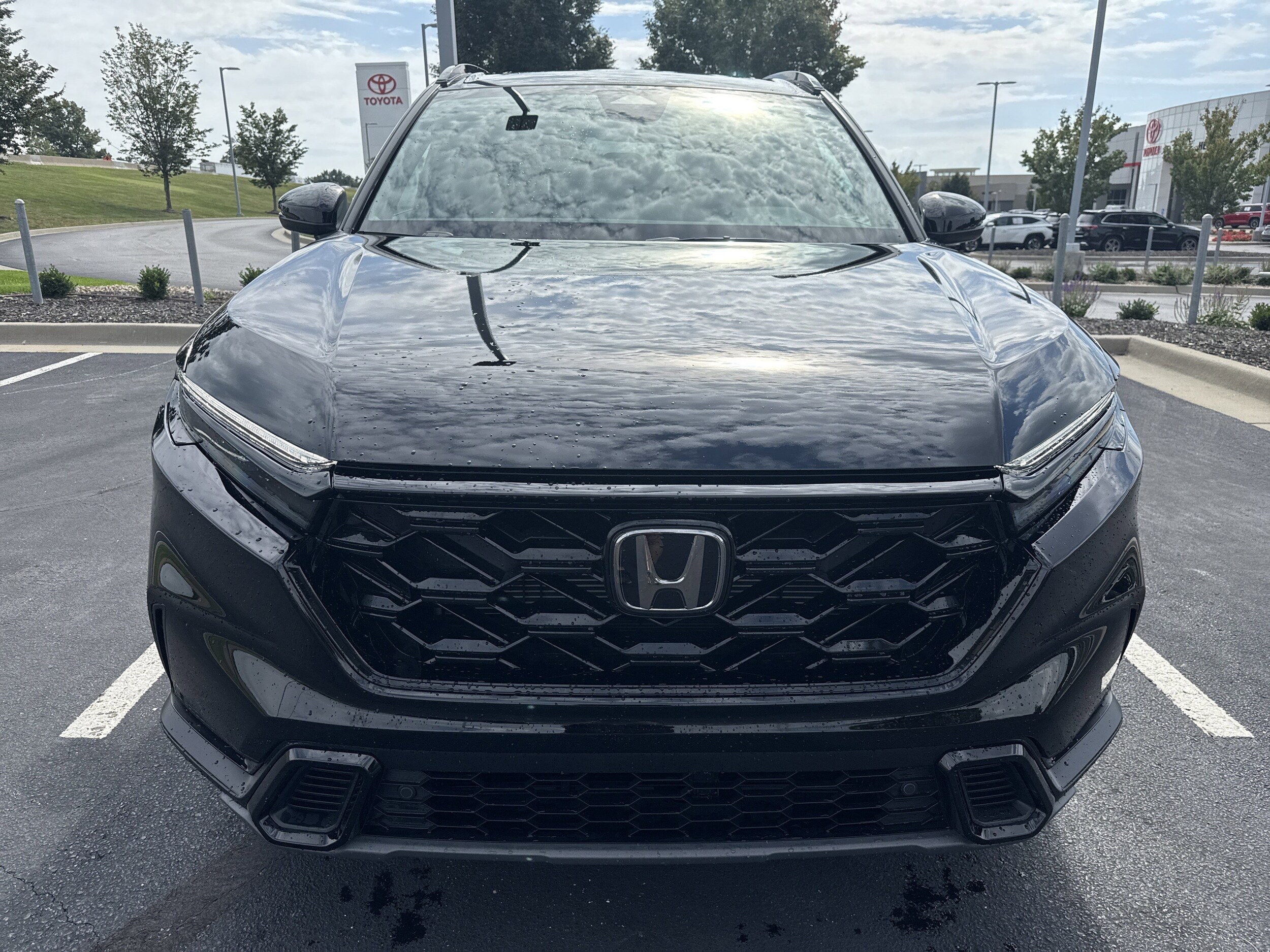 2025 Honda CR-V Hybrid Sport-L photo 2