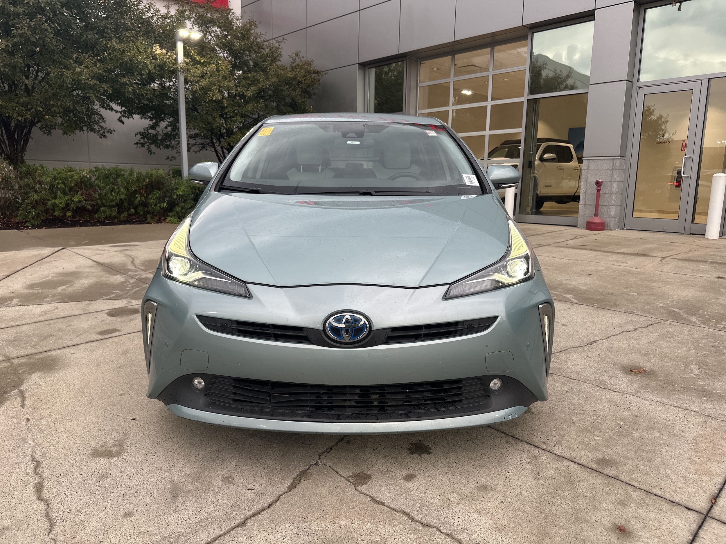2022 Toyota Prius XLE