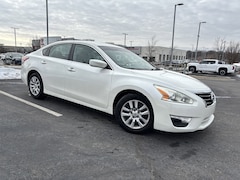 2013 Nissan Altima 2.5 S Sedan