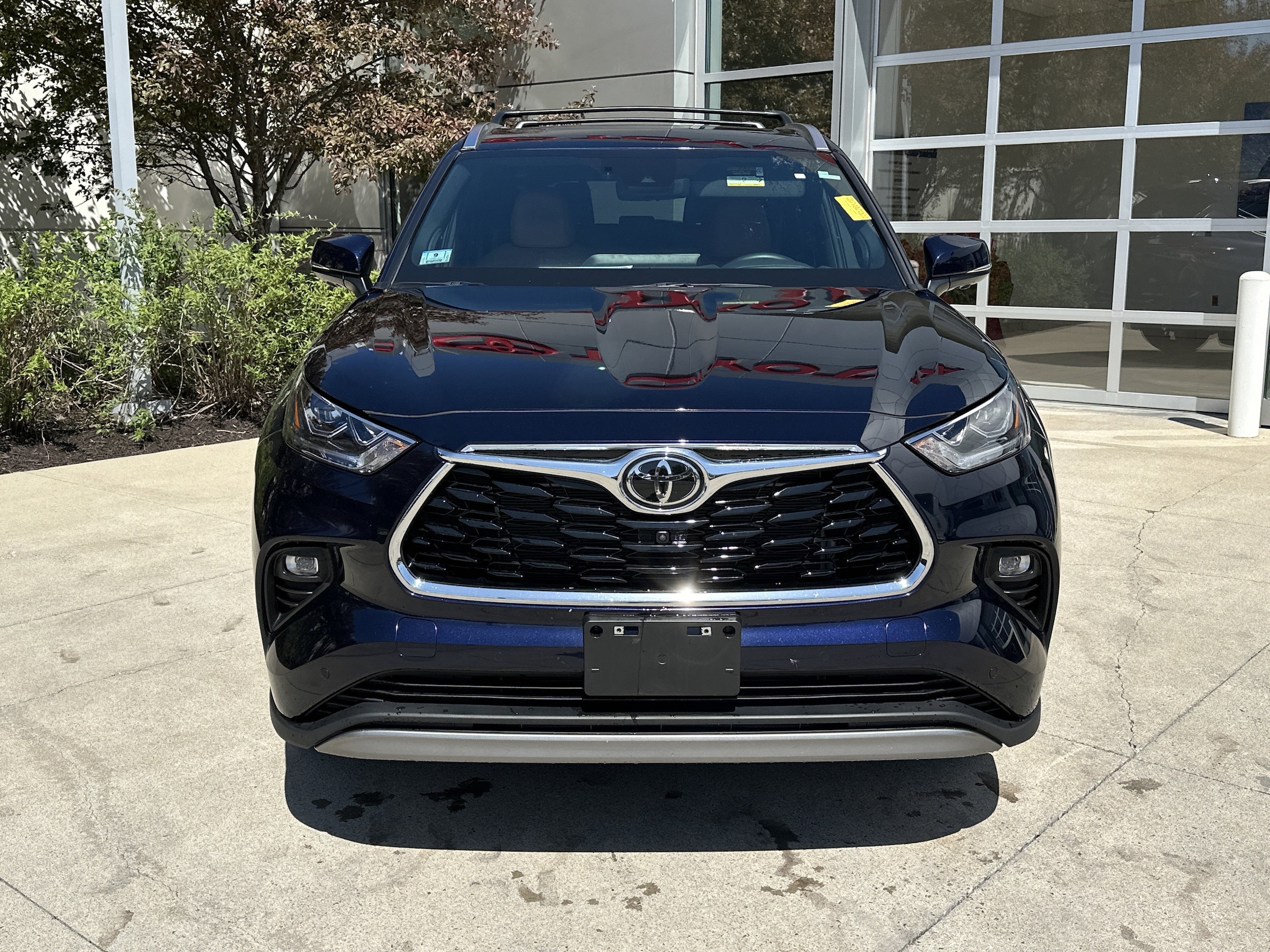 2025 Toyota Highlander Platinum photo 4