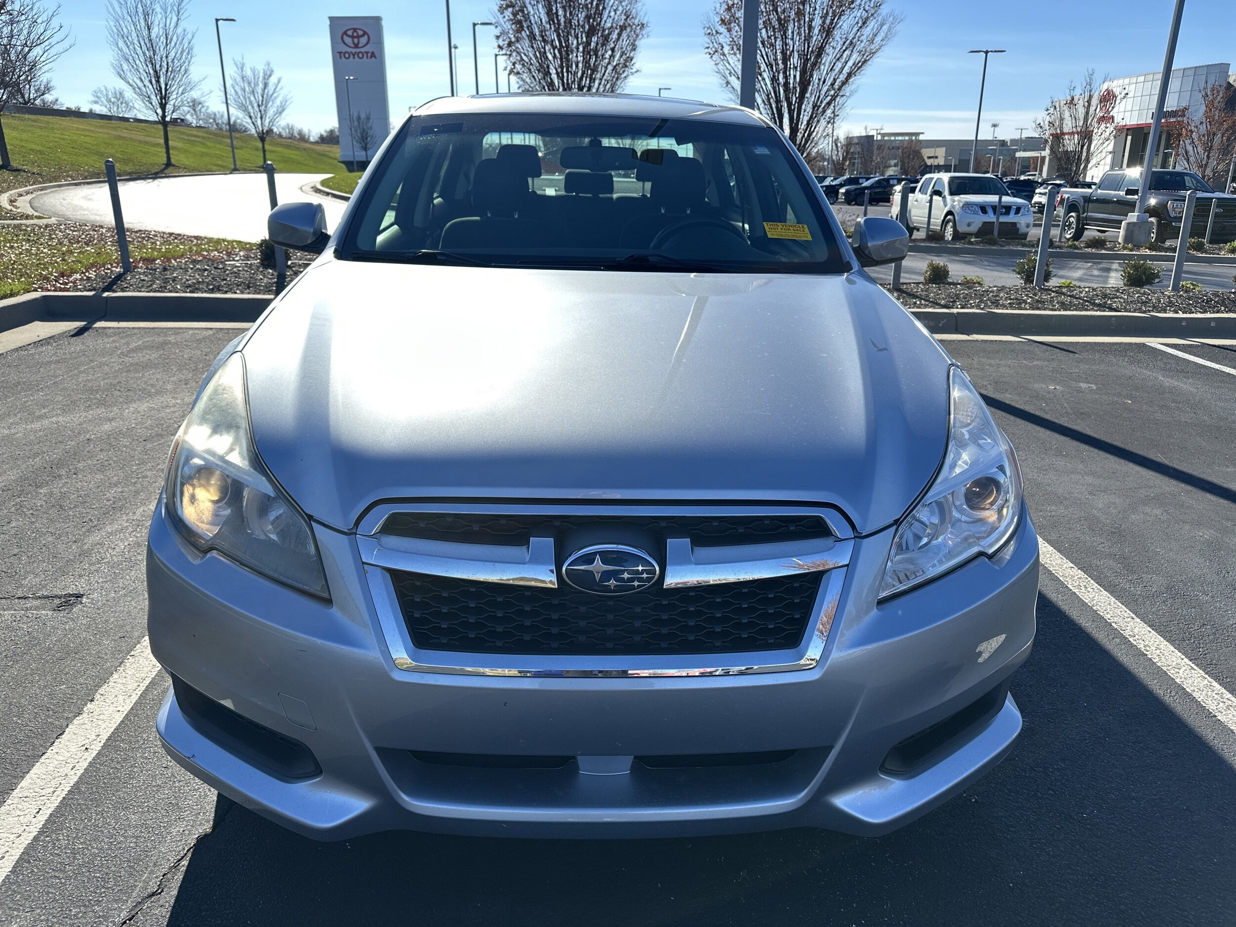 2013 Subaru Legacy 2.5i Premium photo 3
