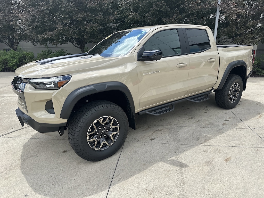 Used 2024 Chevrolet Colorado 4WD ZR2 Pickup