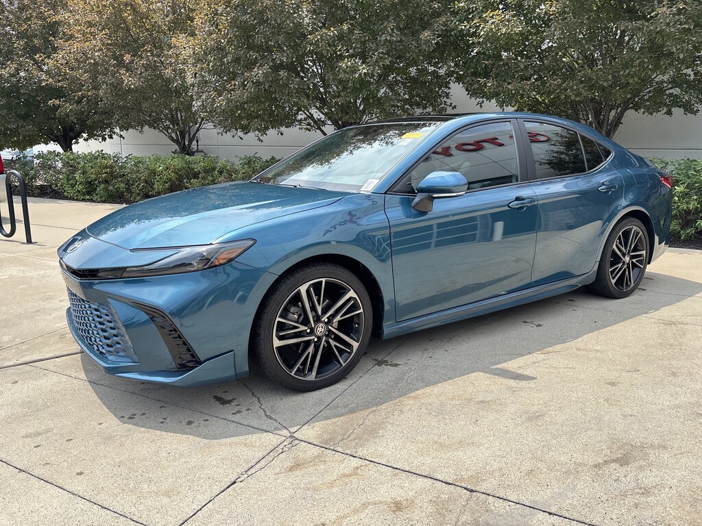 Used 2025 Toyota Camry XSE Sedan