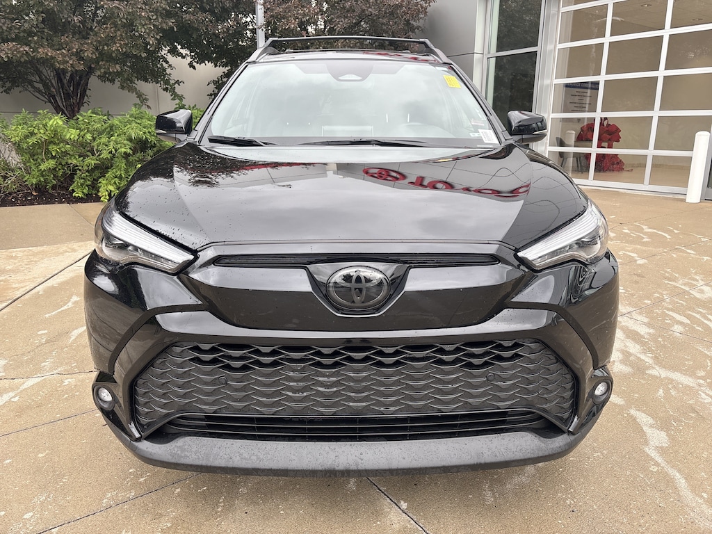 Used 2025 Toyota Corolla Cross Hybrid XSE SUV