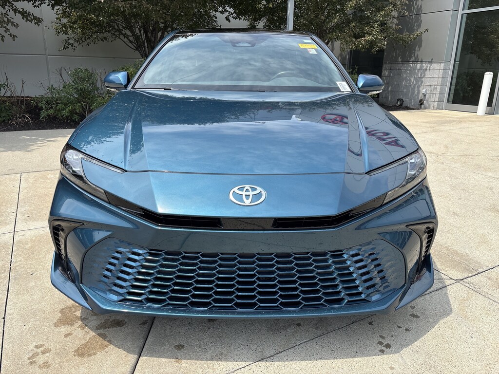 Used 2025 Toyota Camry XSE Sedan