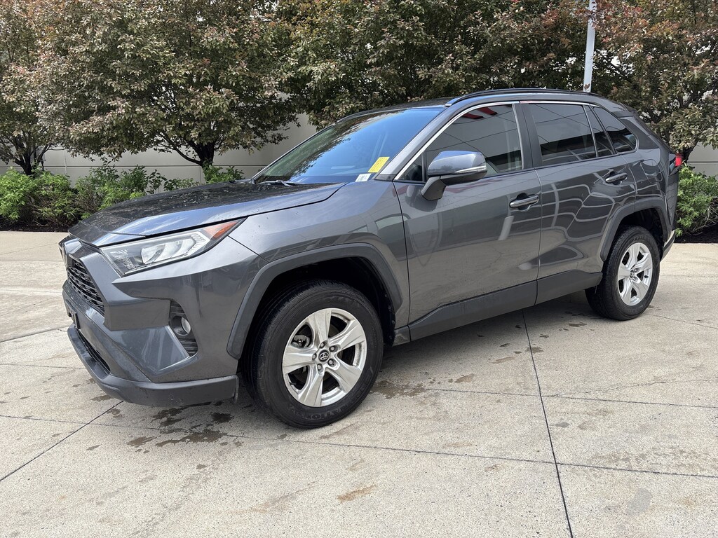 Used 2021 Toyota RAV4 XLE SUV