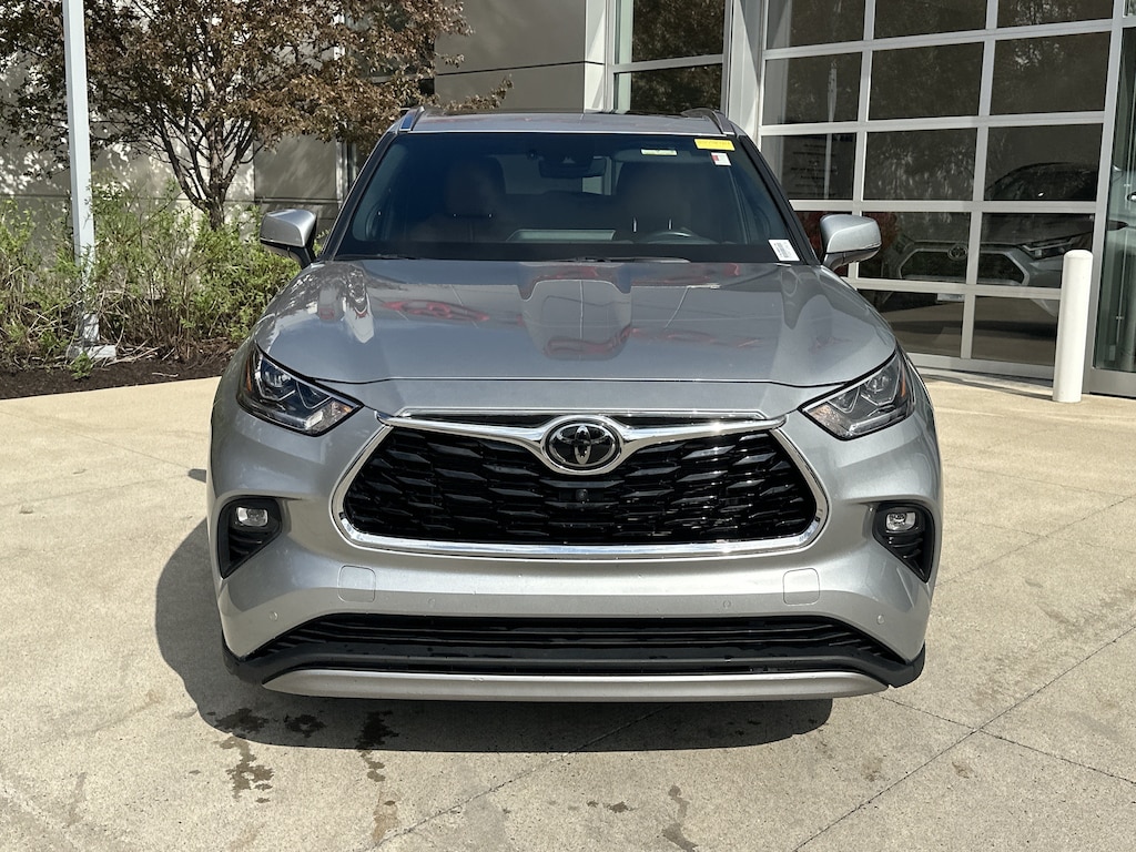 Used 2021 Toyota Highlander Platinum SUV