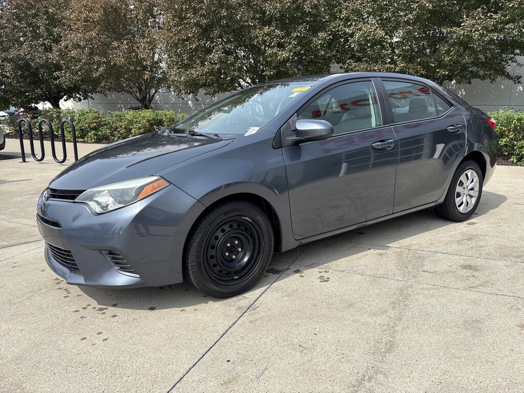 Used 2015 Toyota Corolla LE Sedan