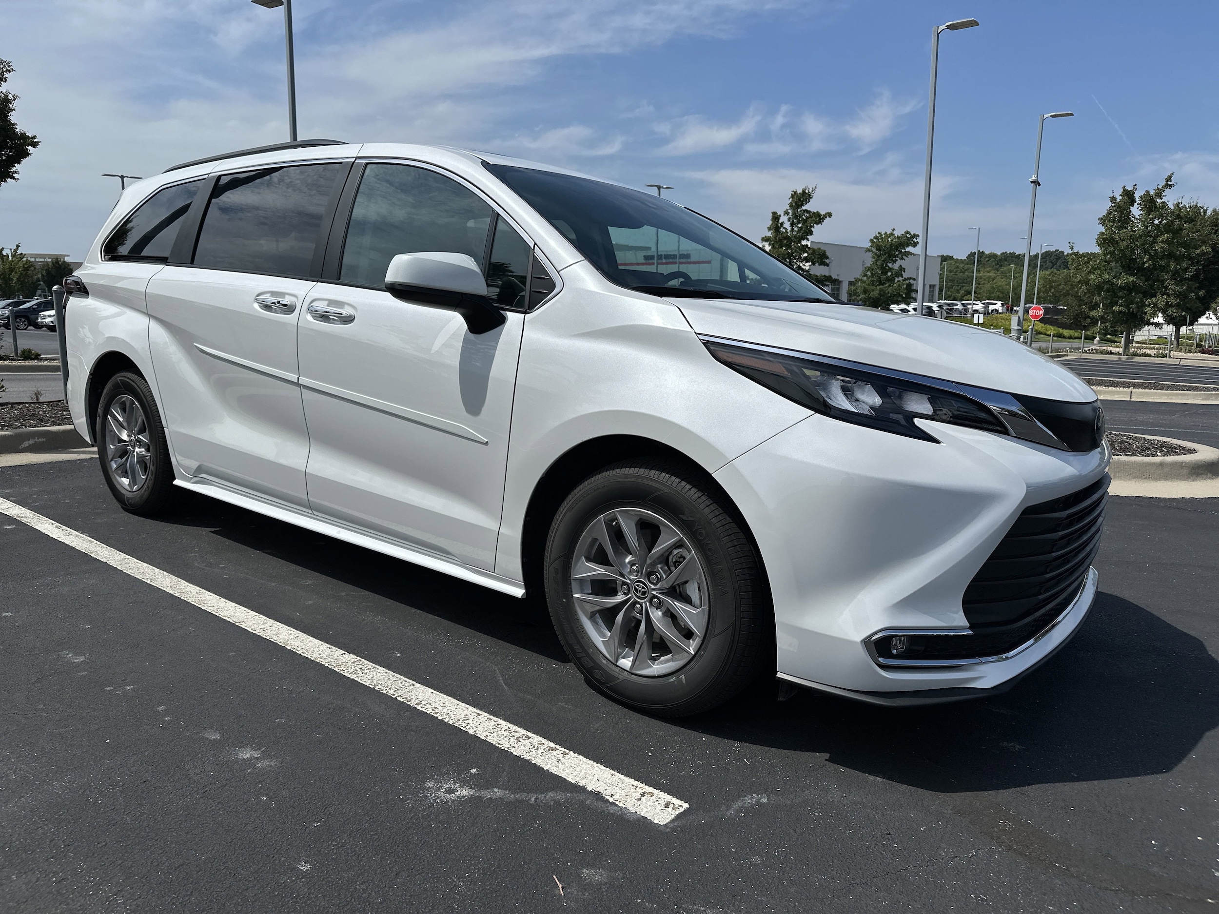 2024 Toyota Sienna XLE
