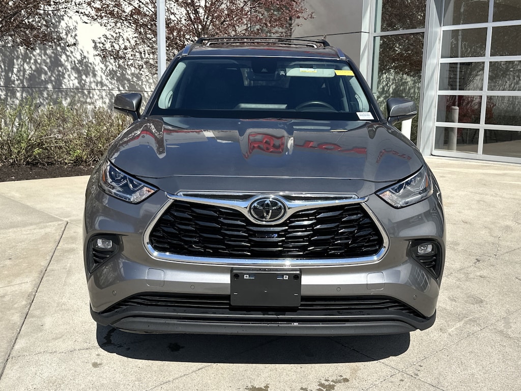 Certified 2025 Toyota Highlander Limited SUV