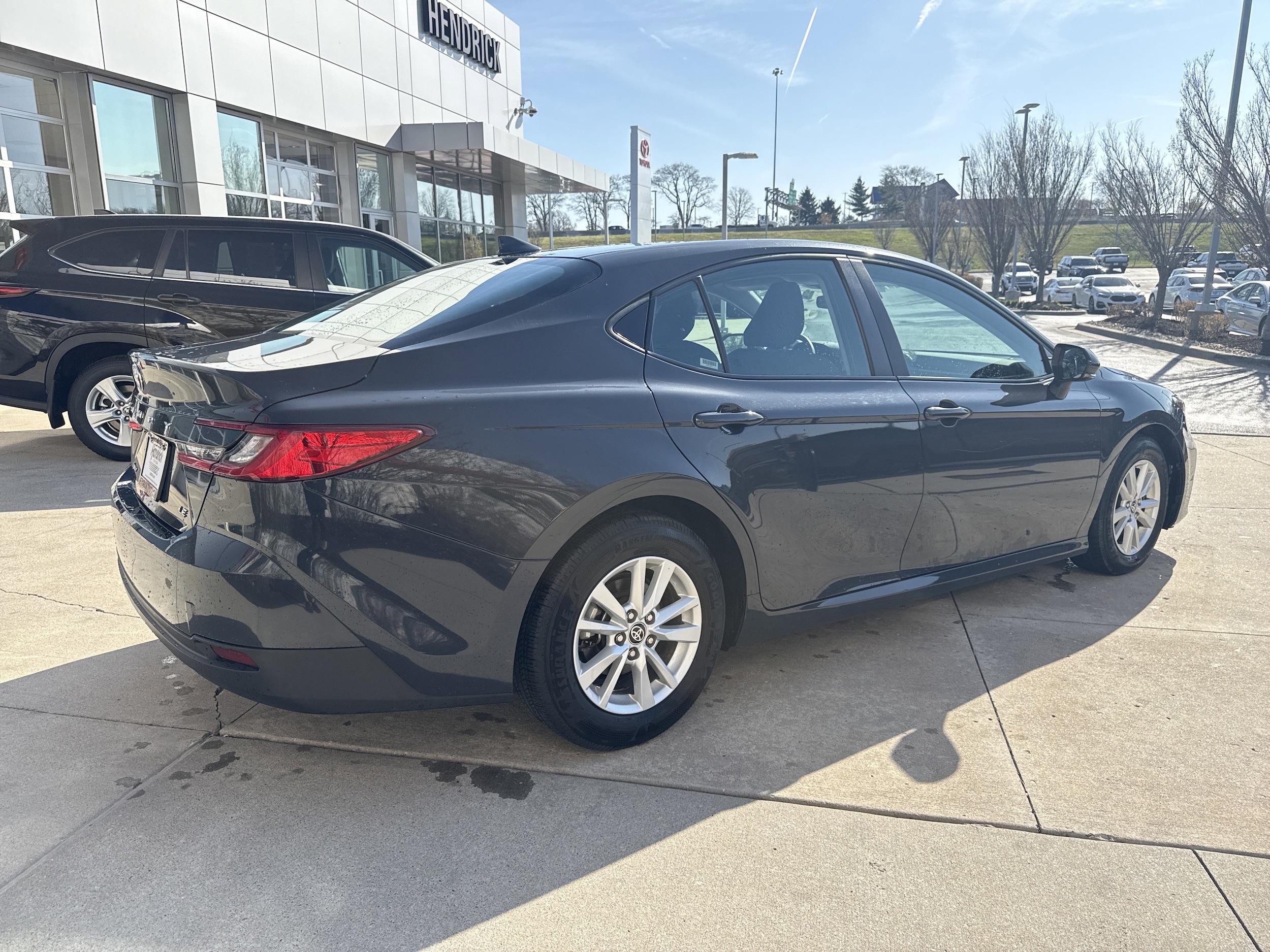 2025 Toyota Camry LE photo 6