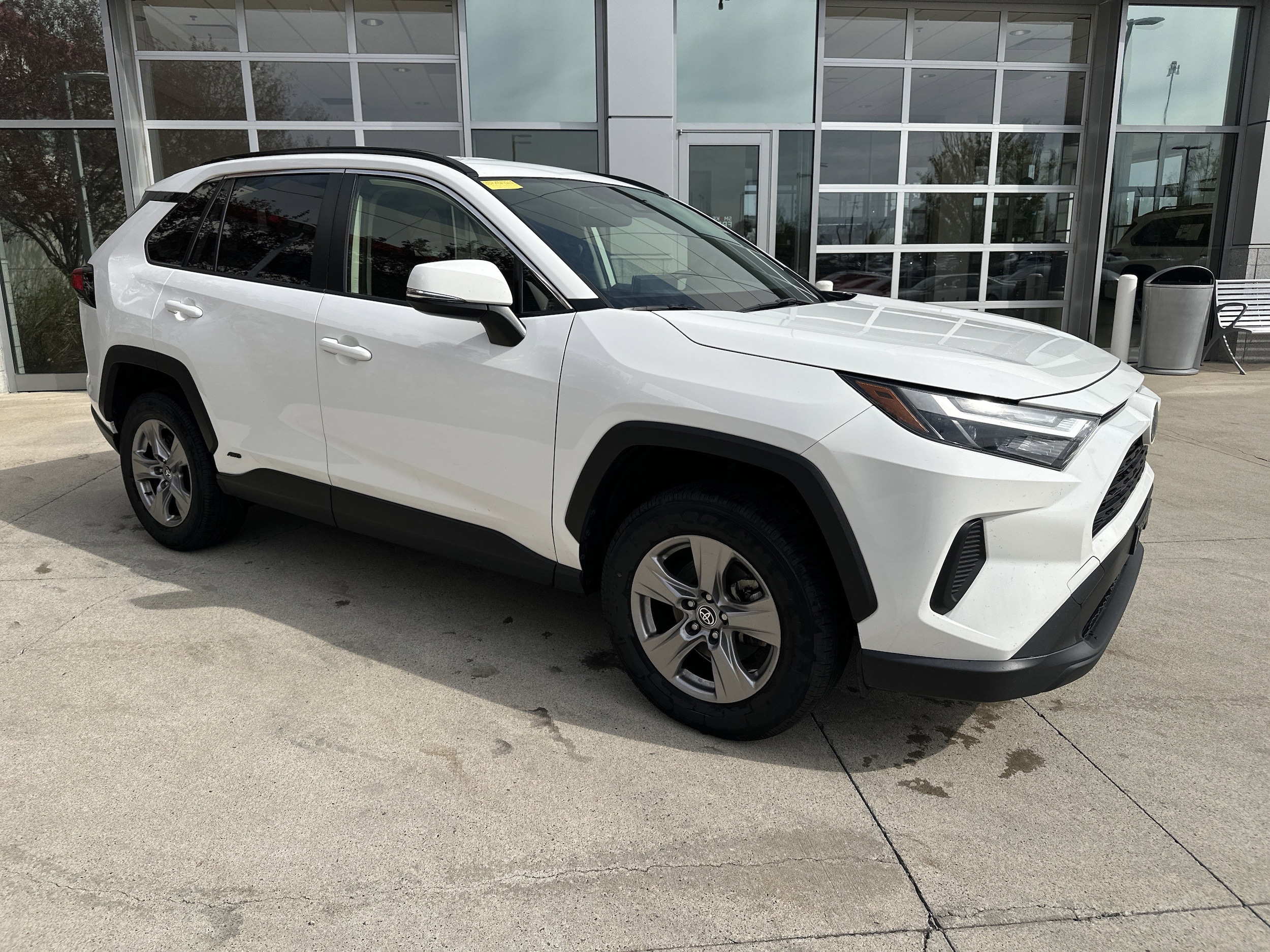 Used 2023 Toyota RAV4 LE with VIN JTMMWRFV6PD204196 for sale in Kansas City