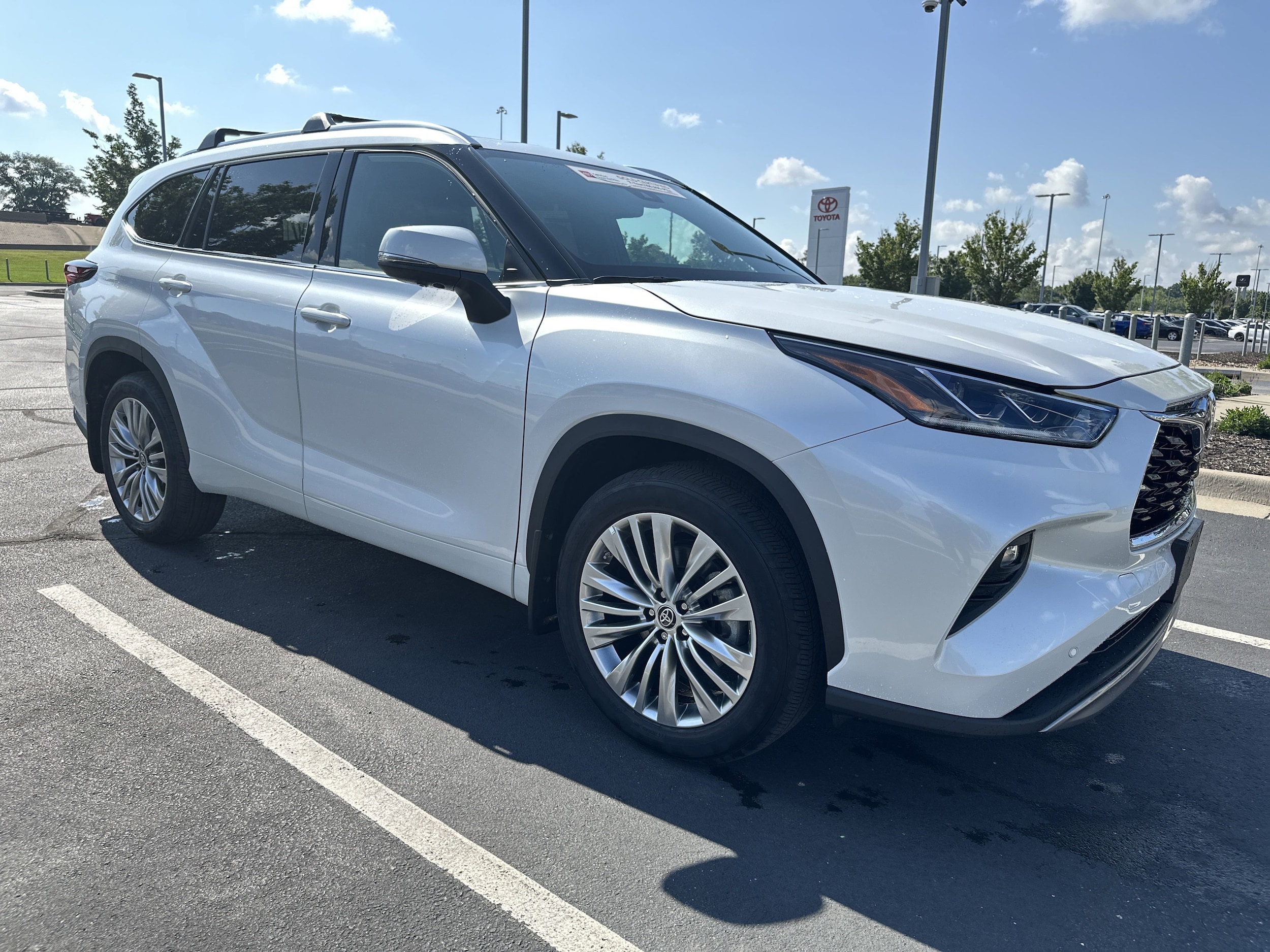 2024 Toyota Highlander Platinum