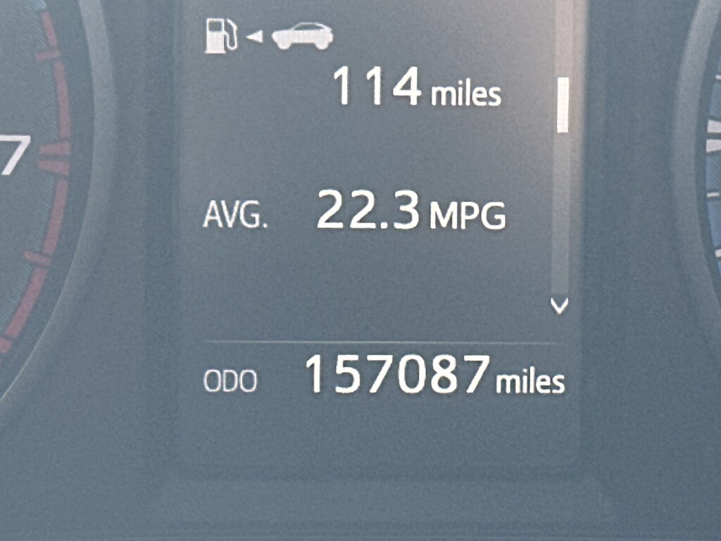 Used 2018 Toyota RAV4 LE SUV