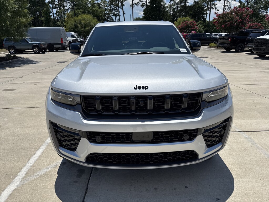 New 2026 Jeep Grand Cherokee Limited Reserve SUV