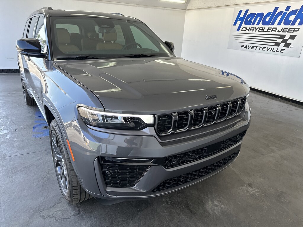 New 2026 Jeep Grand Cherokee L Summit SUV