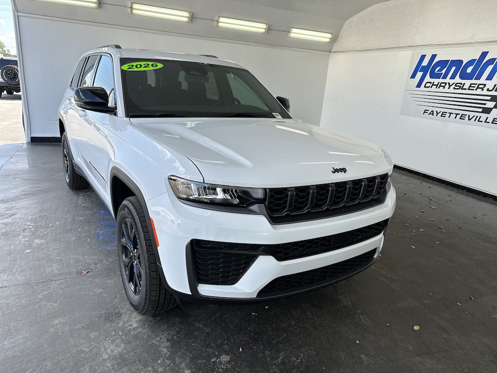 New 2026 Jeep Grand Cherokee Laredo Altitude SUV