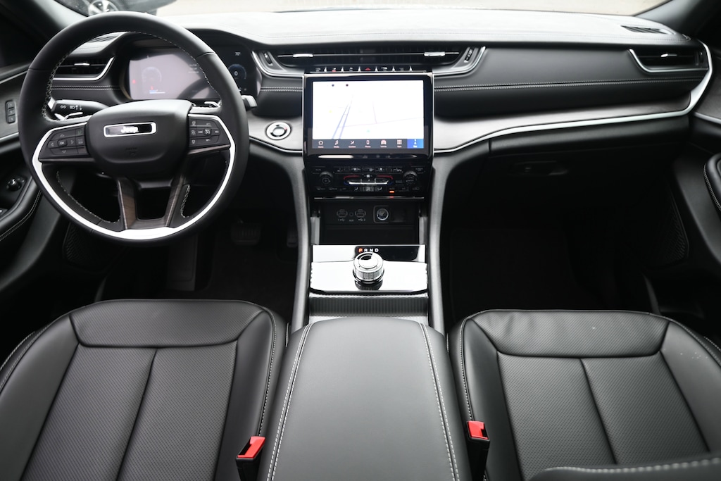 New 2025 Jeep Grand Cherokee Limited SUV