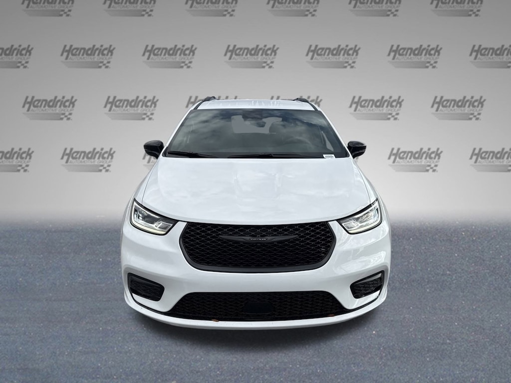 New 2026 Chrysler Pacifica Select Minivan