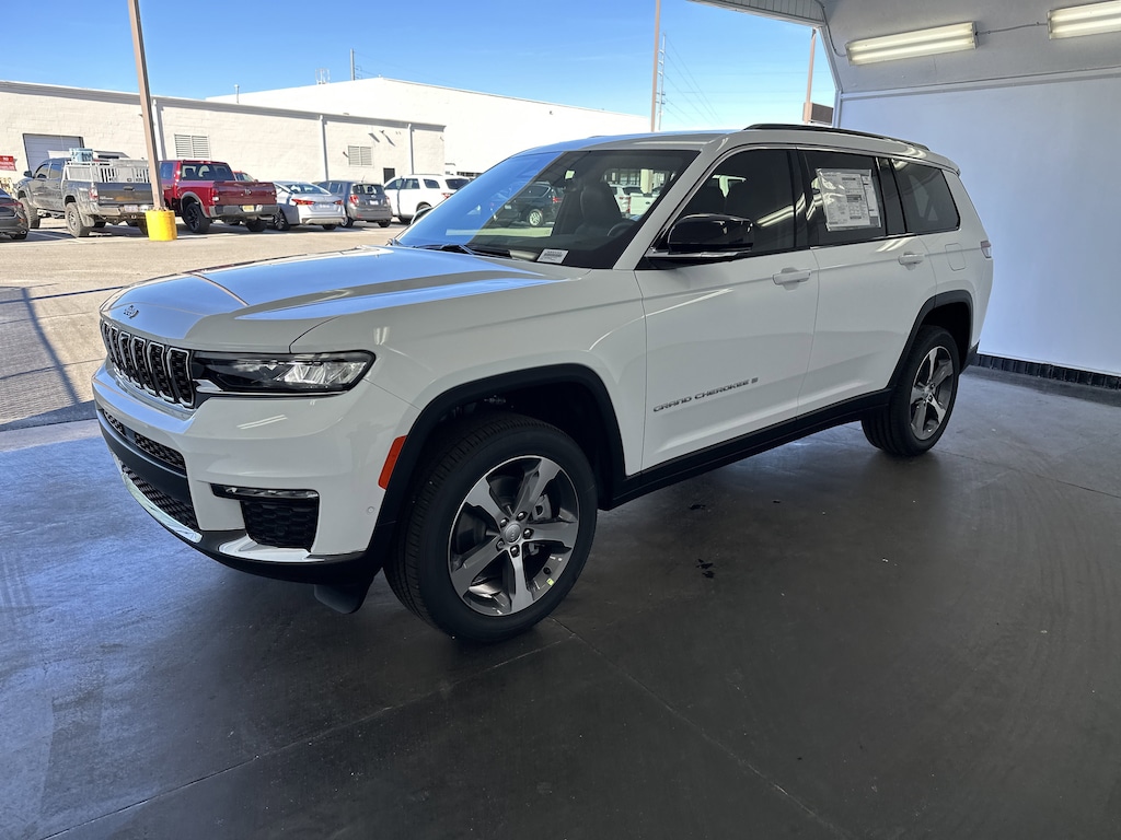 New 2025 Jeep Grand Cherokee L Limited SUV
