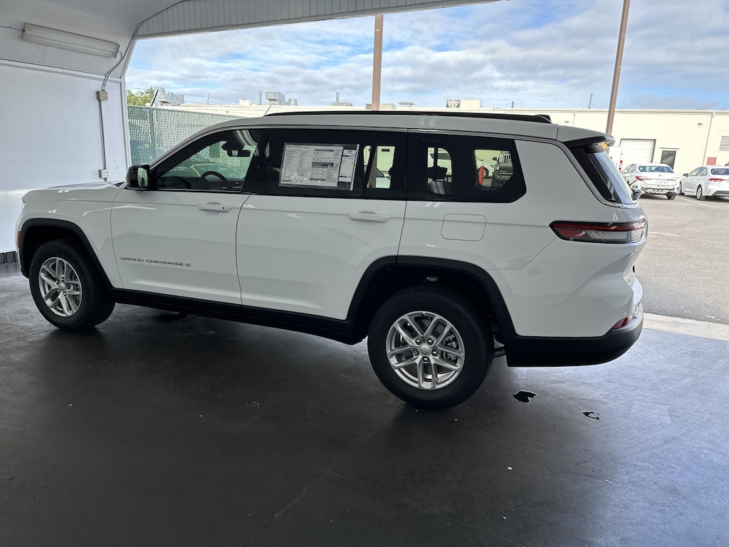 New 2025 Jeep Grand Cherokee L Laredo X SUV