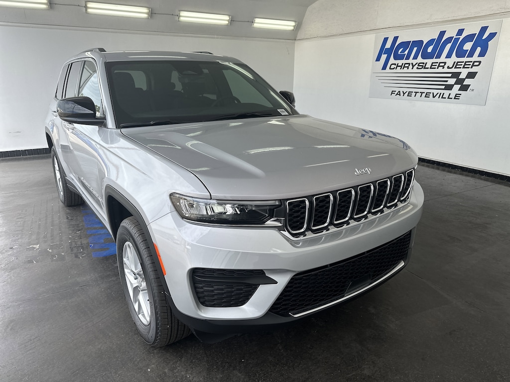 New 2025 Jeep Grand Cherokee Laredo X SUV