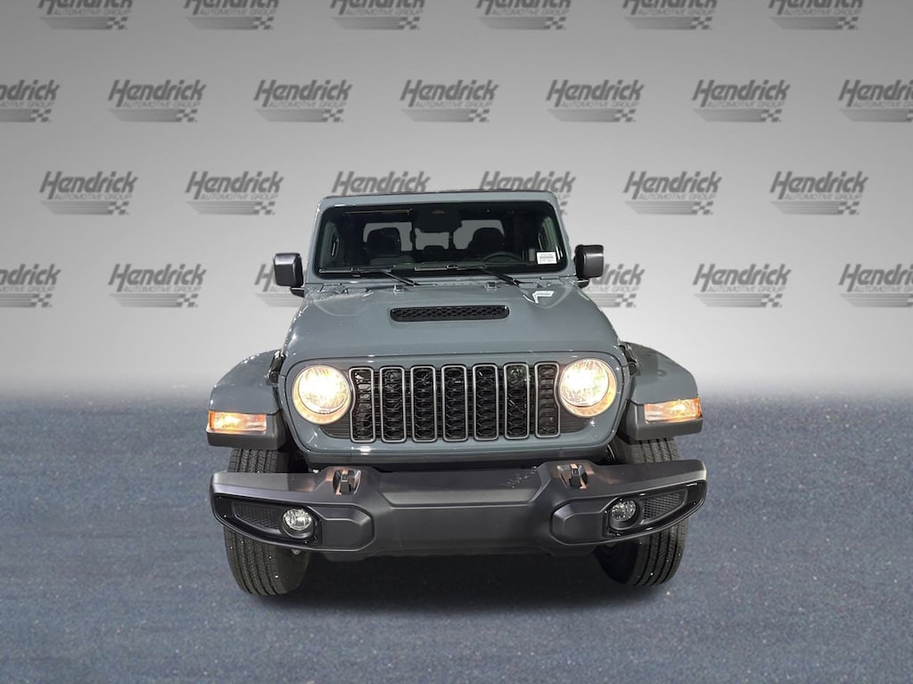 New 2026 Jeep Gladiator Sport S Pickup