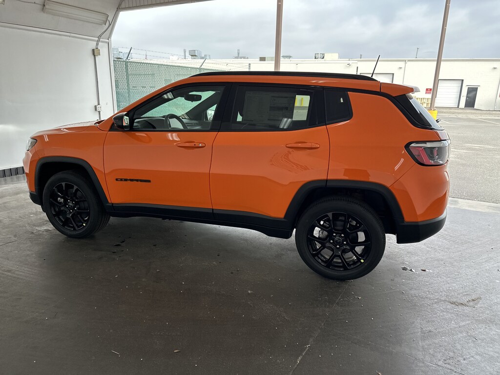 New 2026 Jeep Compass Latitude Altitude SUV