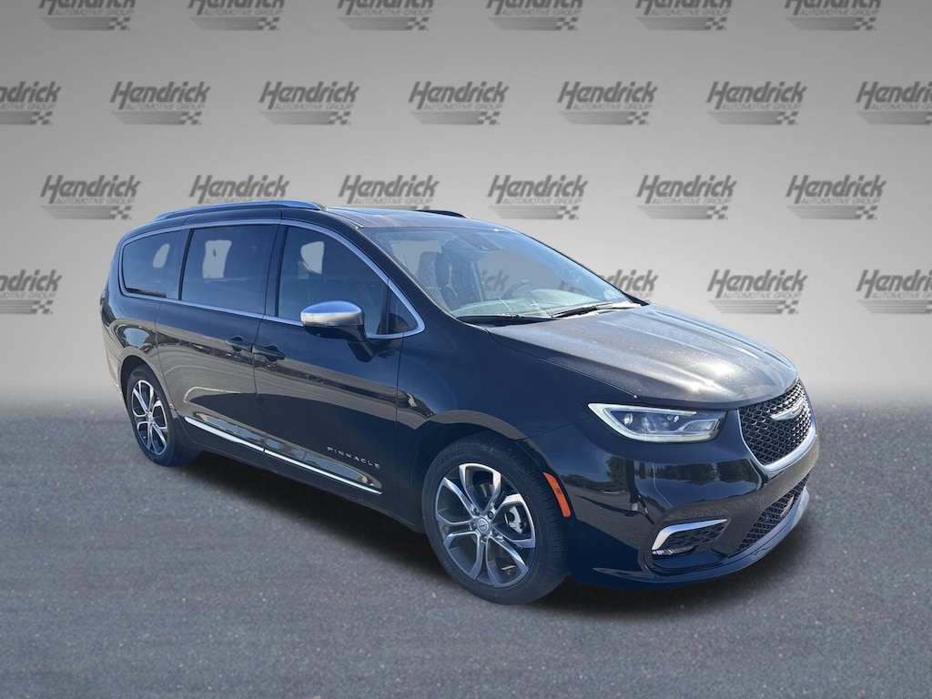 New 2026 Chrysler Pacifica Pinnacle Minivan