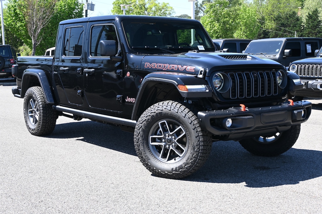 New 2026 Jeep Gladiator Mojave X Pickup
