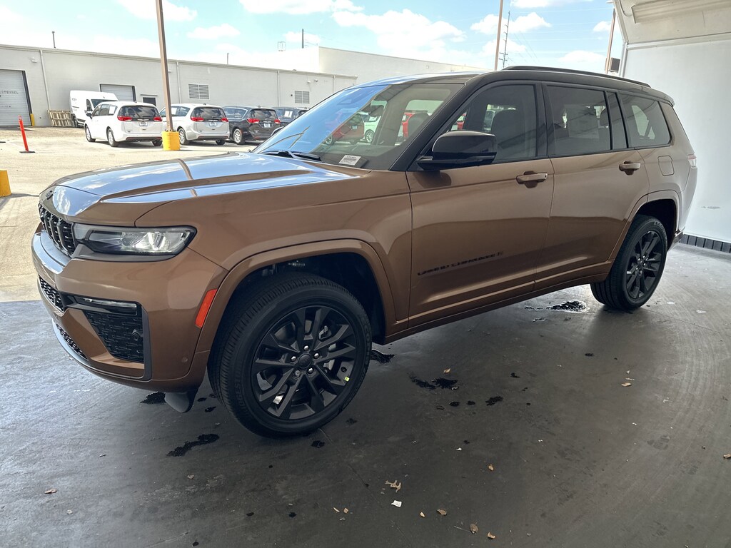 New 2026 Jeep Grand Cherokee L Limited Reserve SUV
