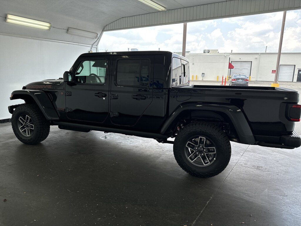 New 2026 Jeep Gladiator Mojave X Pickup