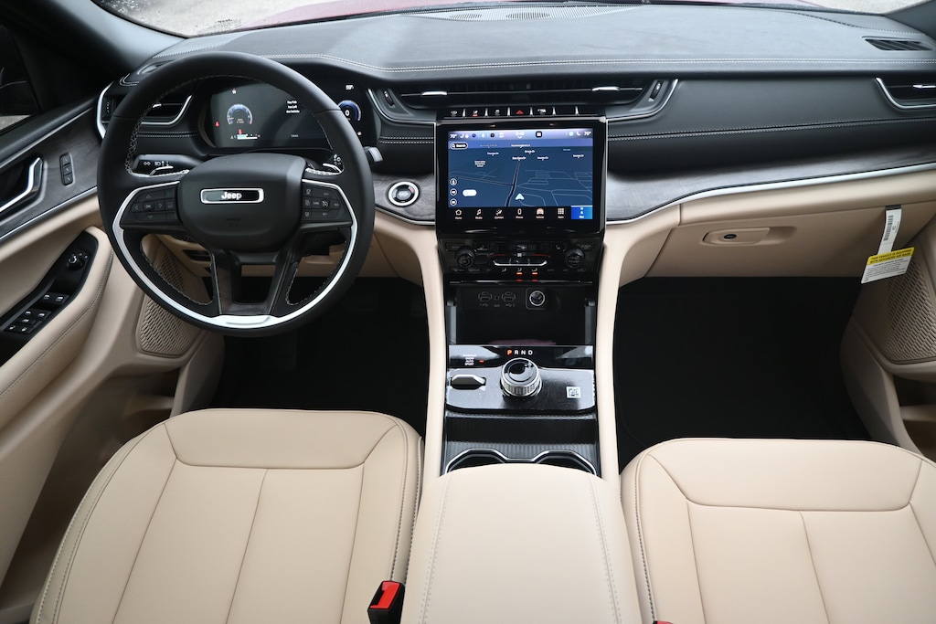 New 2025 Jeep Grand Cherokee L Limited SUV