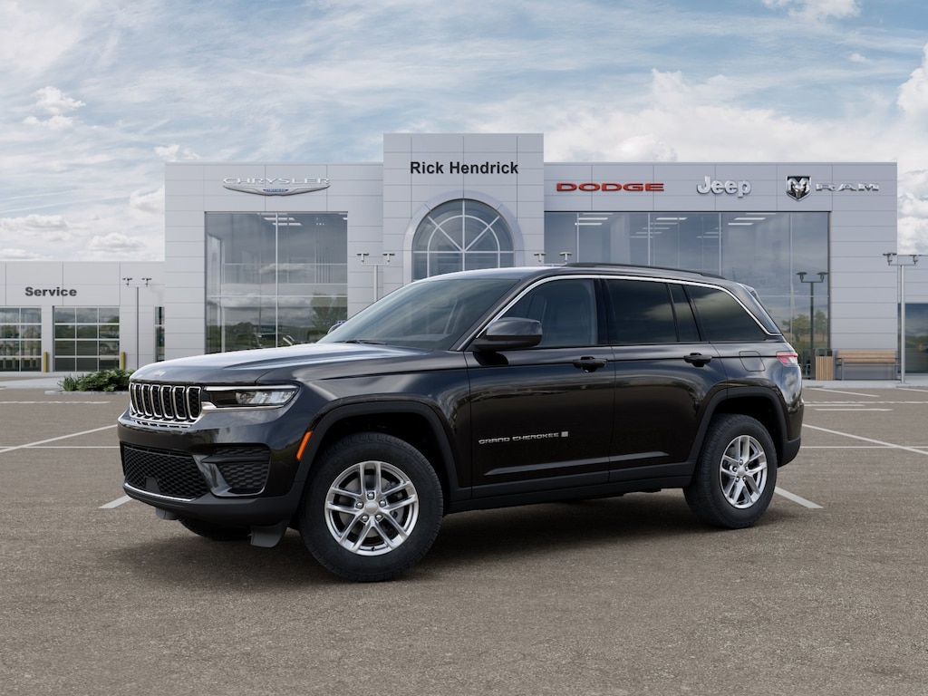 New 2026 Jeep Grand Cherokee Laredo SUV