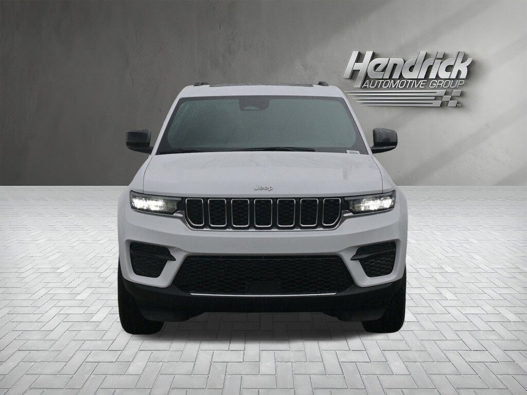 New 2025 Jeep Grand Cherokee Laredo X SUV