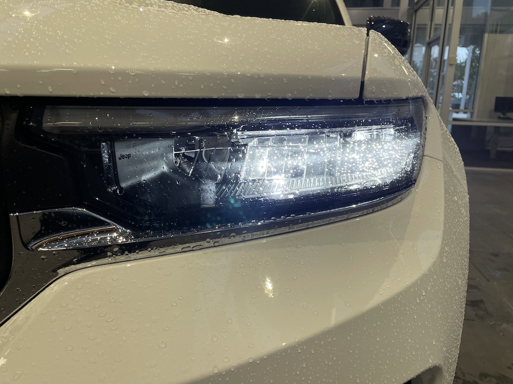 New 2025 Jeep Grand Cherokee Laredo X SUV