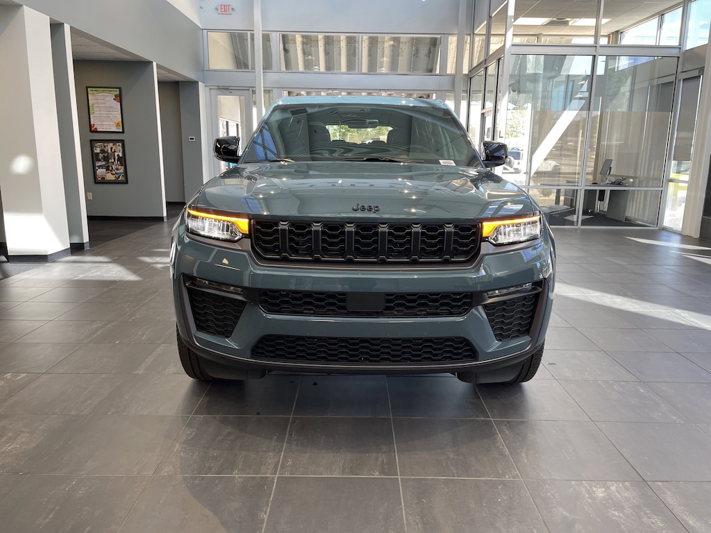 New 2026 Jeep Grand Cherokee L Limited SUV