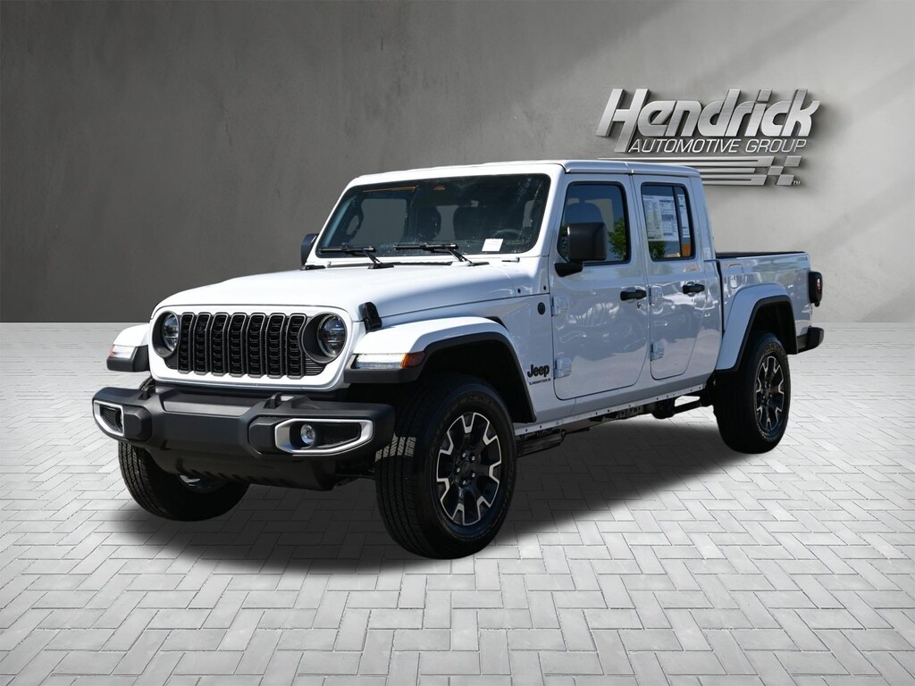 New 2026 Jeep Gladiator Sahara Pickup